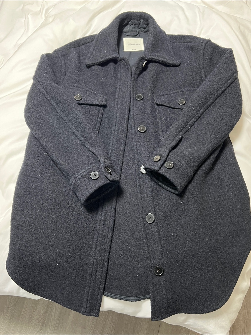 Aritzia wilfred free Black marino Wool Blend Button-Up shirt Jacket S ganna